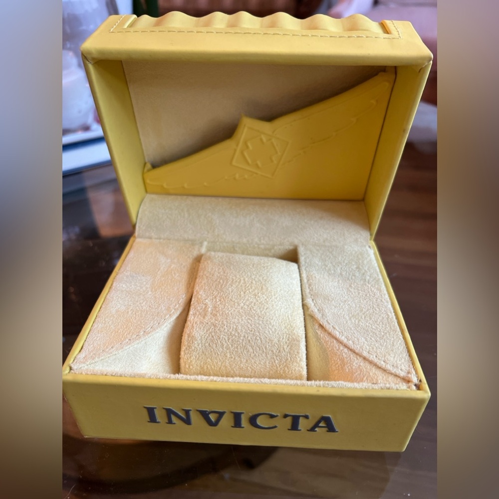 Empty Invicta Watch Box - Picture 2 of 7